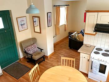 Offener Küchen- und Wohnbereich